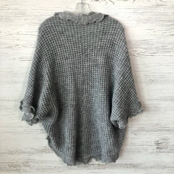 ANTHROPOLOGIE MOTH  Rocia Open Cape Shawl Knit Ruffle Cardigan XS Gray - Picture 6 of 8